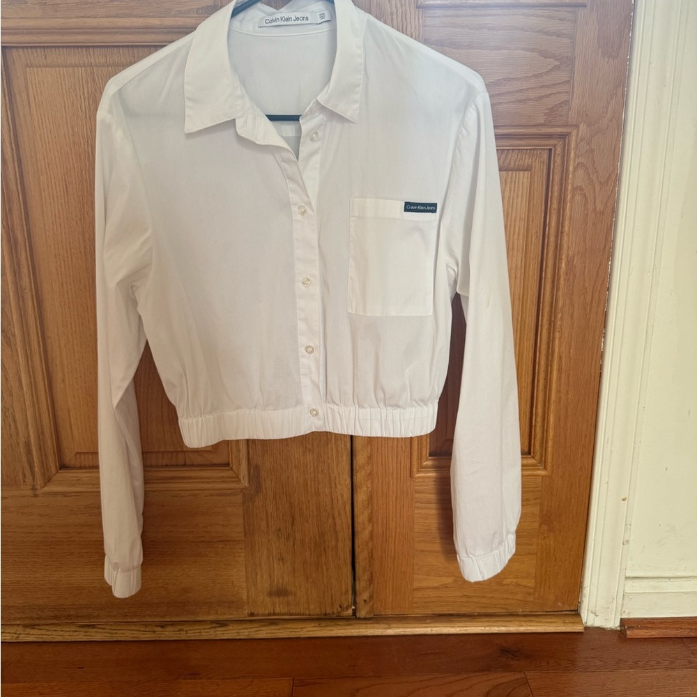 Calvin Klein Jeans White Cropped Button Down Shirt